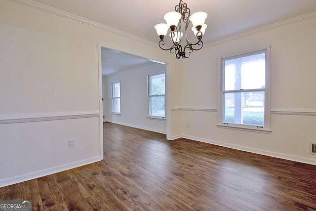 105 Walden Way, Fayetteville, GA 30214