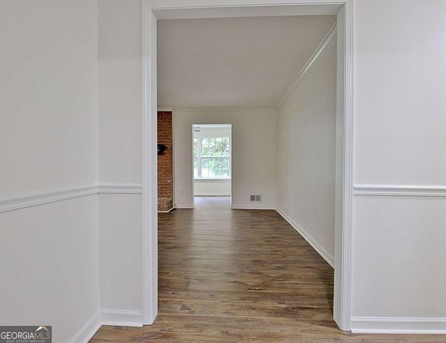 105 Walden Way, Fayetteville, GA 30214