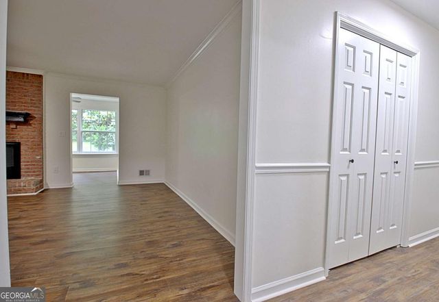 105 Walden Way, Fayetteville, GA 30214