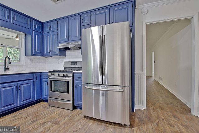105 Walden Way, Fayetteville, GA 30214