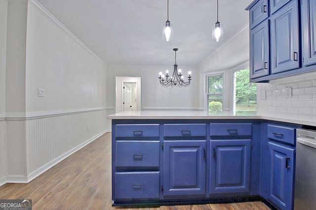 105 Walden Way, Fayetteville, GA 30214