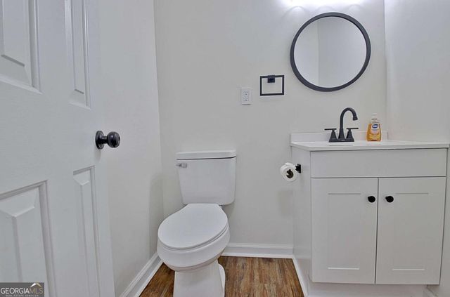 105 Walden Way, Fayetteville, GA 30214