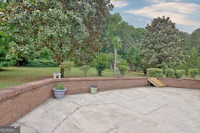 105 Walden Way, Fayetteville, GA 30214
