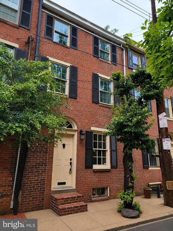 1629 WAVERLY ST, PHILADELPHIA, PA 19146 — exterior