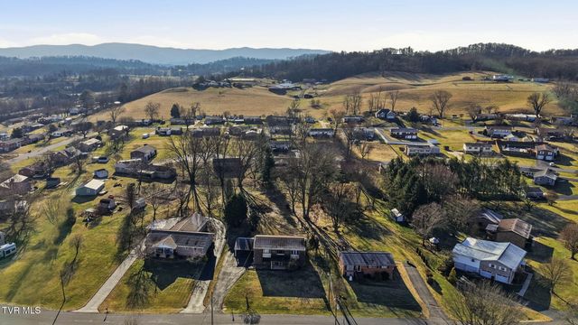 297 Beaver Road, Bluff City, TN 37618