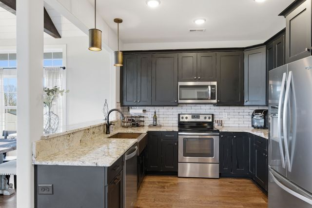 4041 Liverworth Rd, Southside, TN 37171