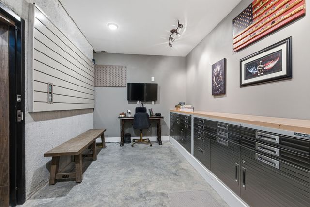 4041 Liverworth Rd, Southside, TN 37171