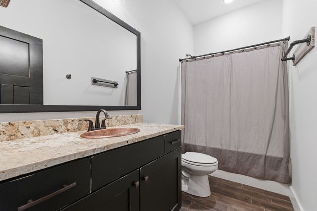 4041 Liverworth Rd, Southside, TN 37171