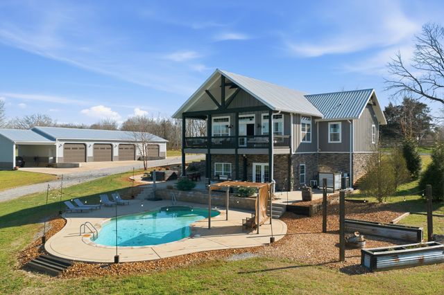 4041 Liverworth Rd, Southside, TN 37171