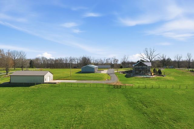 4041 Liverworth Rd, Southside, TN 37171