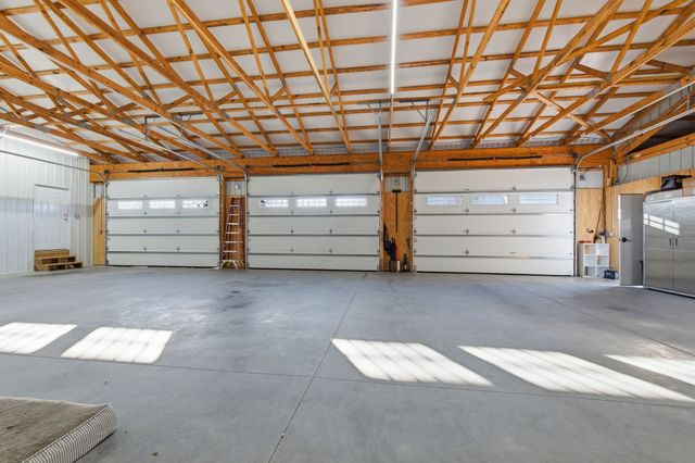 4041 Liverworth Rd, Southside, TN 37171