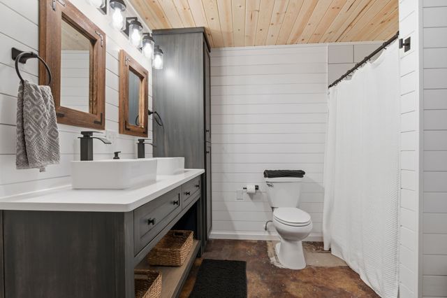 4041 Liverworth Rd, Southside, TN 37171