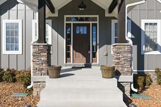 4041 Liverworth Rd, Southside, TN 37171