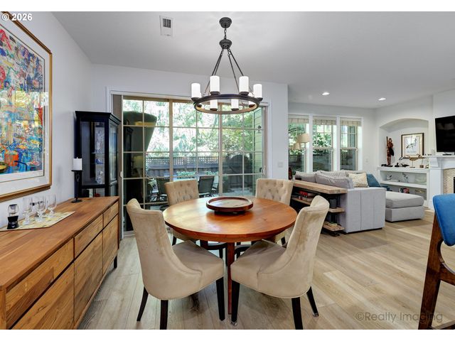 4403 OAKRIDGE Rd, Lake Oswego, OR 97035