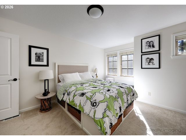 4403 OAKRIDGE Rd, Lake Oswego, OR 97035