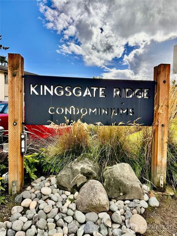 12515 NE 145th Place #D127, Kirkland, WA 98034