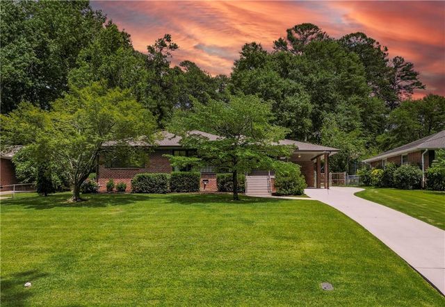 1355 Amanda Circle, Decatur, GA 30033