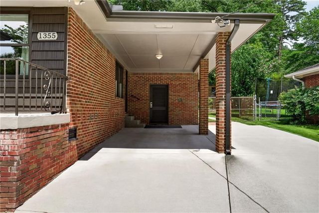 1355 Amanda Circle, Decatur, GA 30033
