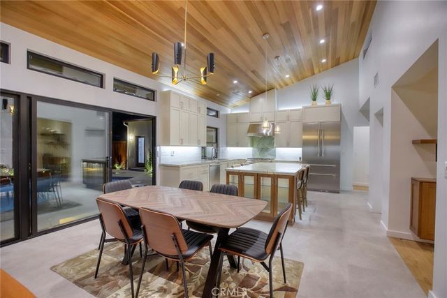 4643 Vantage Avenue, Valley Village, CA 91607