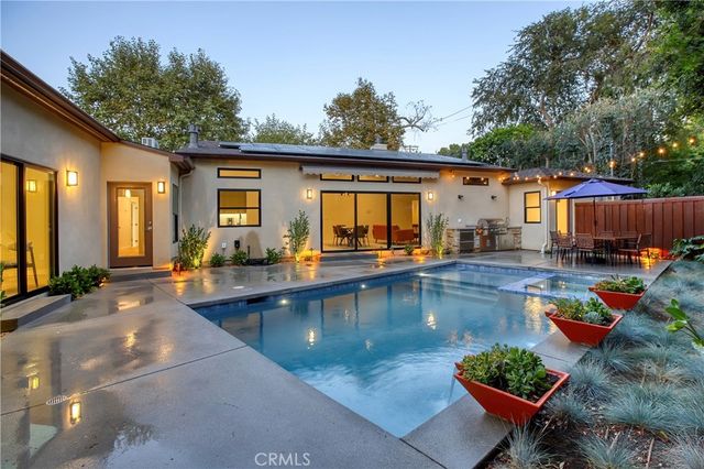 4643 Vantage Avenue, Valley Village, CA 91607