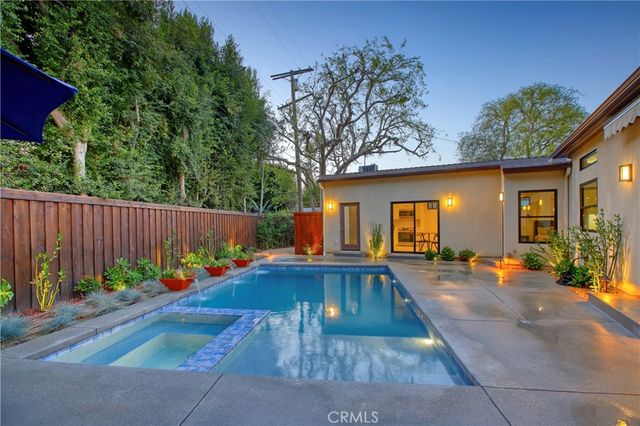 4643 Vantage Avenue, Valley Village, CA 91607
