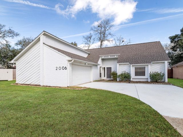 2006 Carriage Court, Richmond, TX 77406