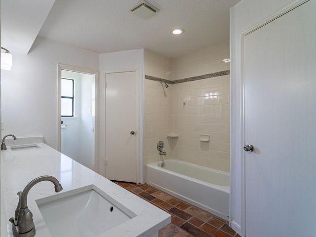 2006 Carriage Court, Richmond, TX 77406