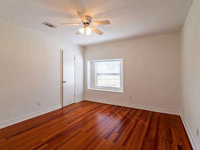 2006 Carriage Court, Richmond, TX 77406