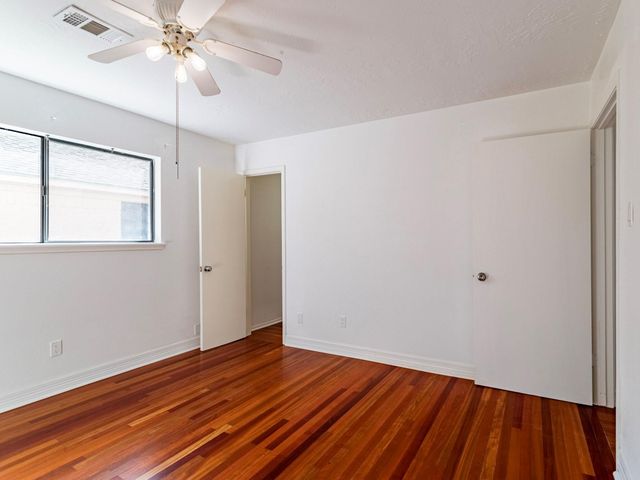 2006 Carriage Court, Richmond, TX 77406