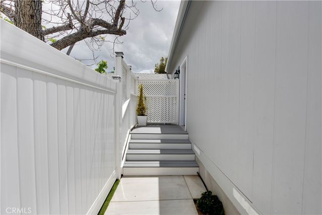 7317 Kelvin, Winnetka, CA 91306