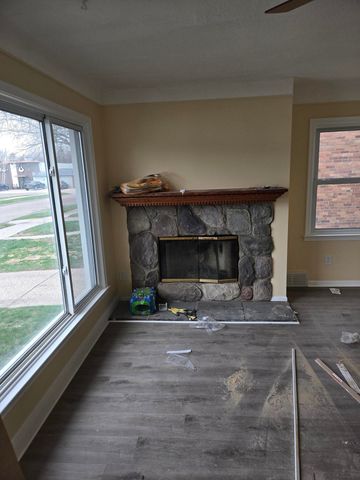 20542 Ashton Avenue, Detroit, MI 48219