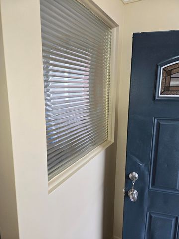 20542 Ashton Avenue, Detroit, MI 48219