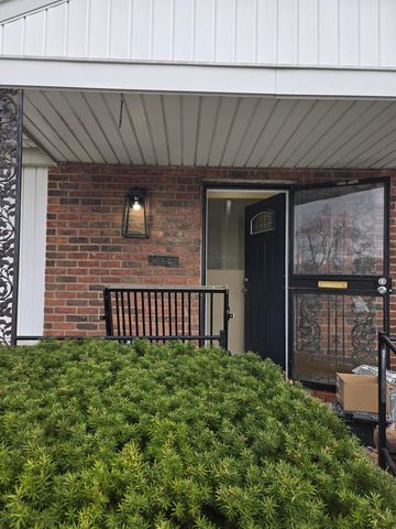 20542 Ashton Avenue, Detroit, MI 48219