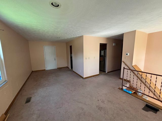 527 Lynn Road, Kenova, WV 25530