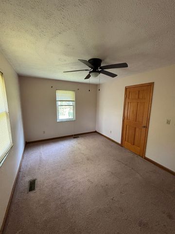 527 Lynn Road, Kenova, WV 25530