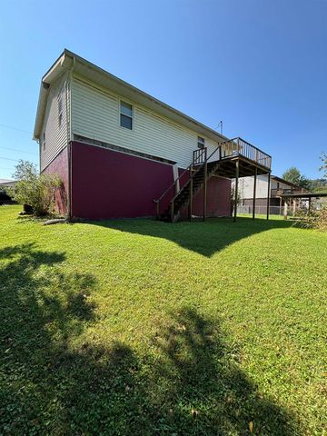 527 Lynn Road, Kenova, WV 25530