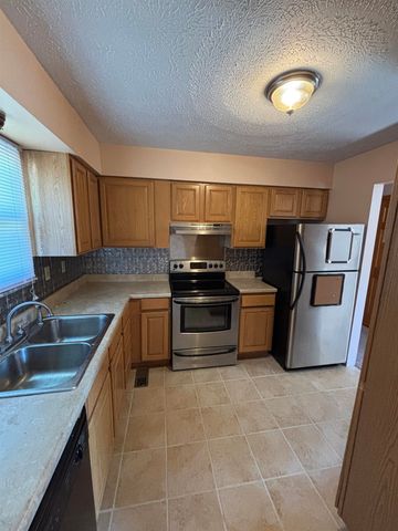 527 Lynn Road, Kenova, WV 25530