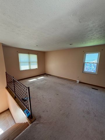 527 Lynn Road, Kenova, WV 25530