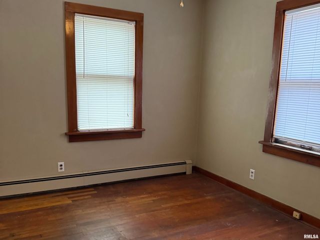 1639 33RD Street, Moline, IL 61265