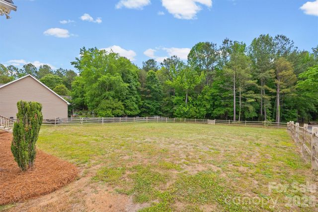 156 Springdale Road E, Rock Hill, SC 29730