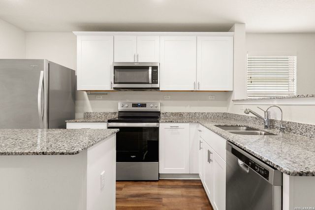 4138 lily glade, Seguin, TX 78155