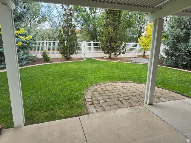 1648 ROCKBRIDGE DR, Layton, UT 84041