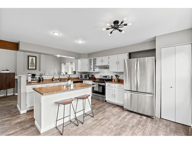 4112 Snow Ridge Cir, Fort Collins, CO 80526