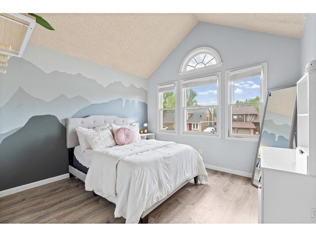 4112 Snow Ridge Cir, Fort Collins, CO 80526