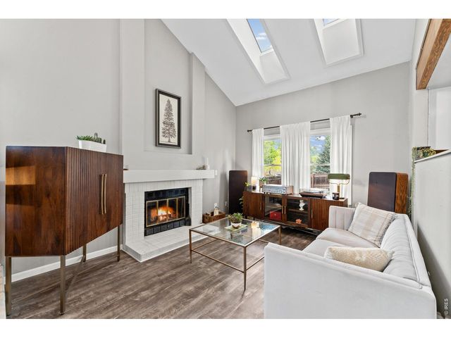 4112 Snow Ridge Cir, Fort Collins, CO 80526
