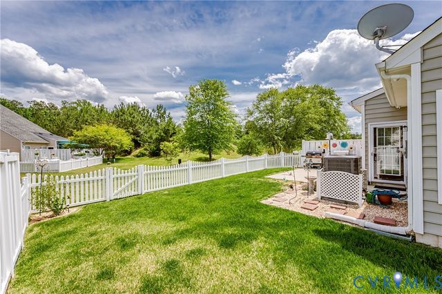 5919 Flowering Peach Ln, Providence Forge, VA 23140