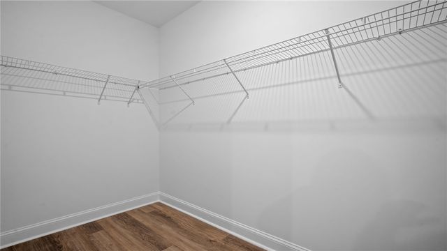 1029 Lakes Blvd, Brunswick, GA 31525