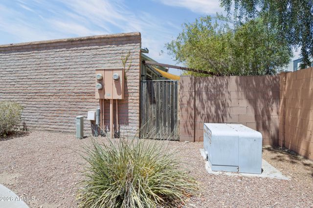 4434 E HUBBELL Street 22, Phoenix, AZ 85008