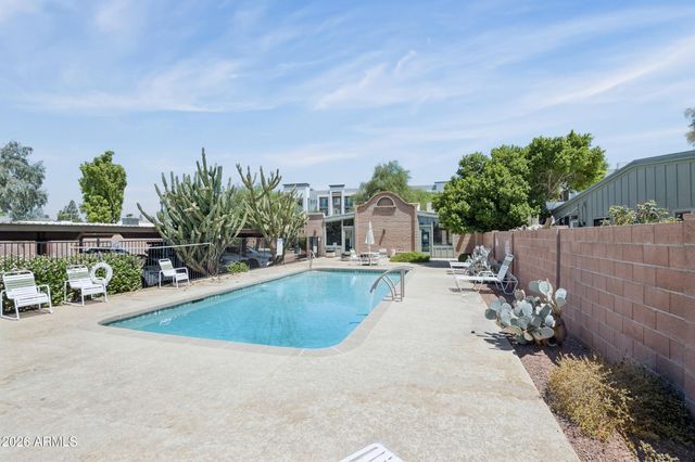 4434 E HUBBELL Street 22, Phoenix, AZ 85008