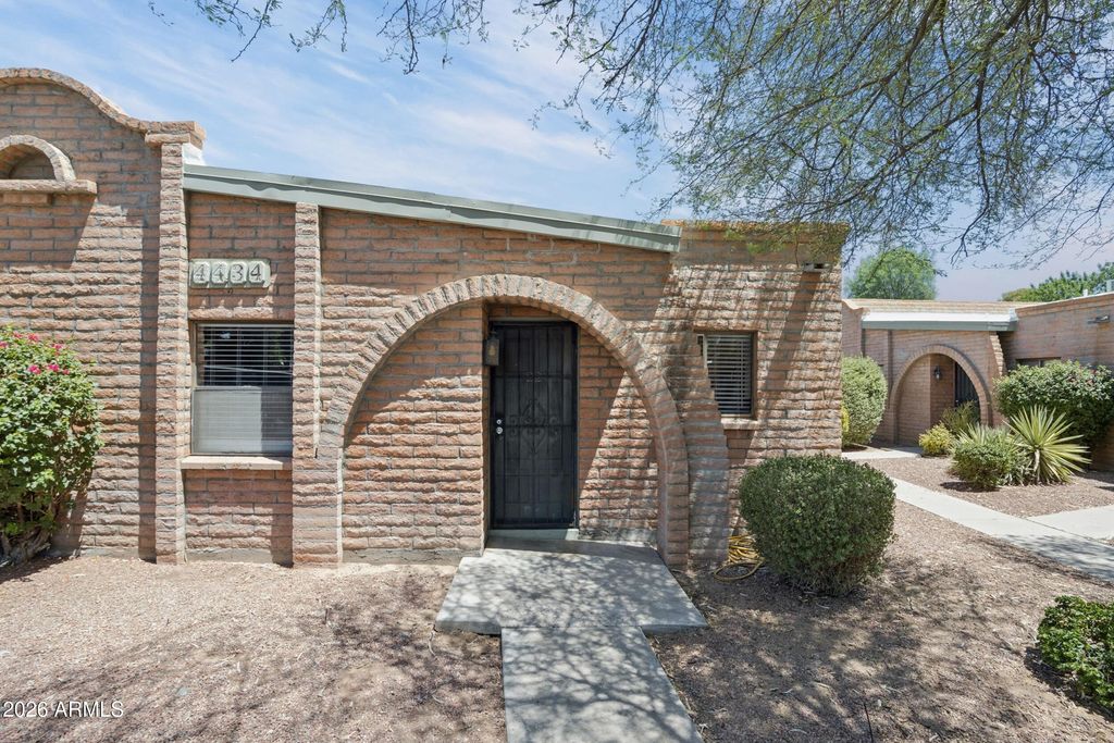 4434 E HUBBELL Street 22, Phoenix, AZ 85008